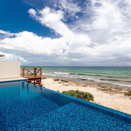 Villa Casa Javi- Ocean Front Located Mid Isla Mujeres Extérieur photo