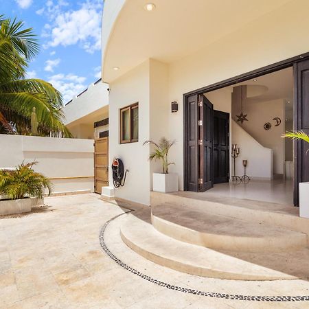 Villa Casa Javi- Ocean Front Located Mid Isla Mujeres Extérieur photo