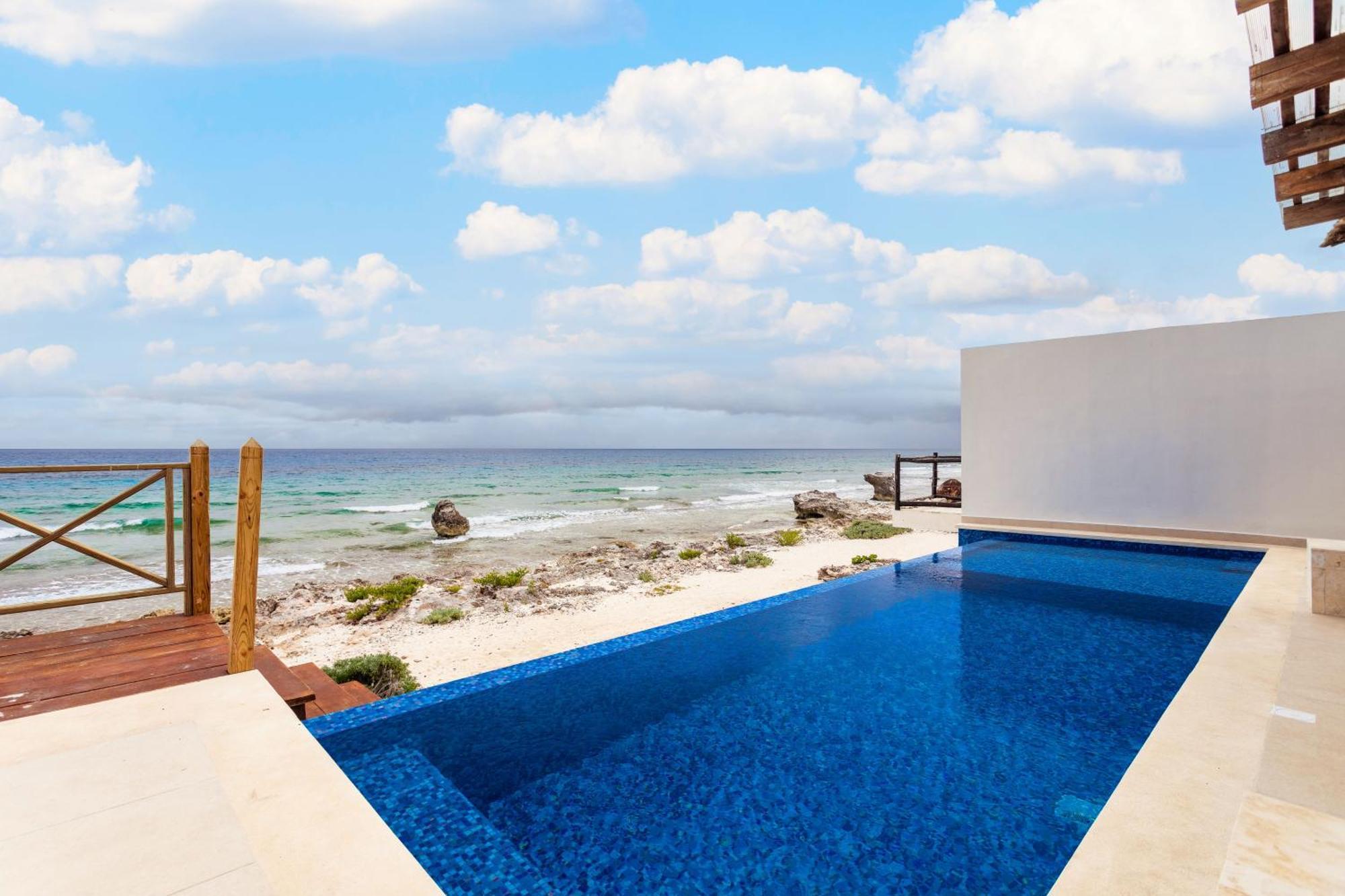 Villa Casa Javi- Ocean Front Located Mid Isla Mujeres Extérieur photo